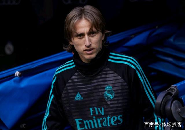 武体集团官方：武汉体育中心将改建为8万坐席专业足球场